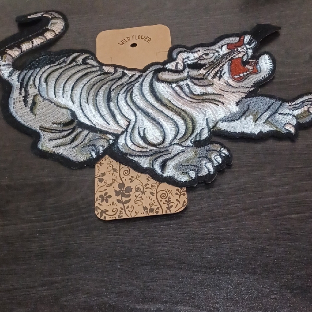 Large Silver and Black Tiger Patch